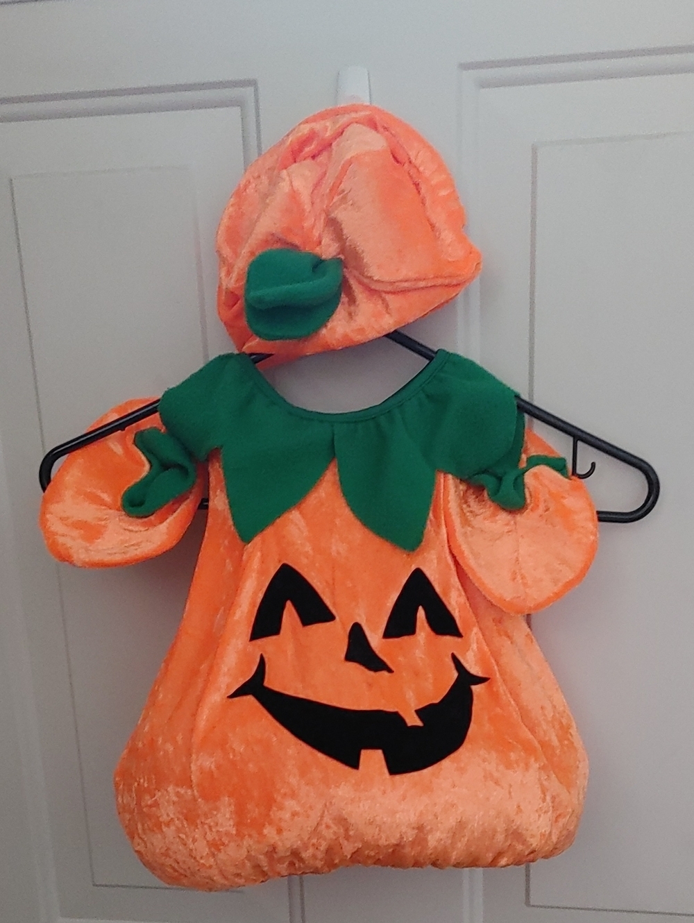 Kids Orange Pumpkin Costume with Green Collar and Hat